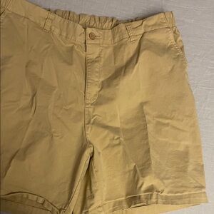 Men's Flat Front Casual Shorts in Tan